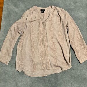 Women’s blouse